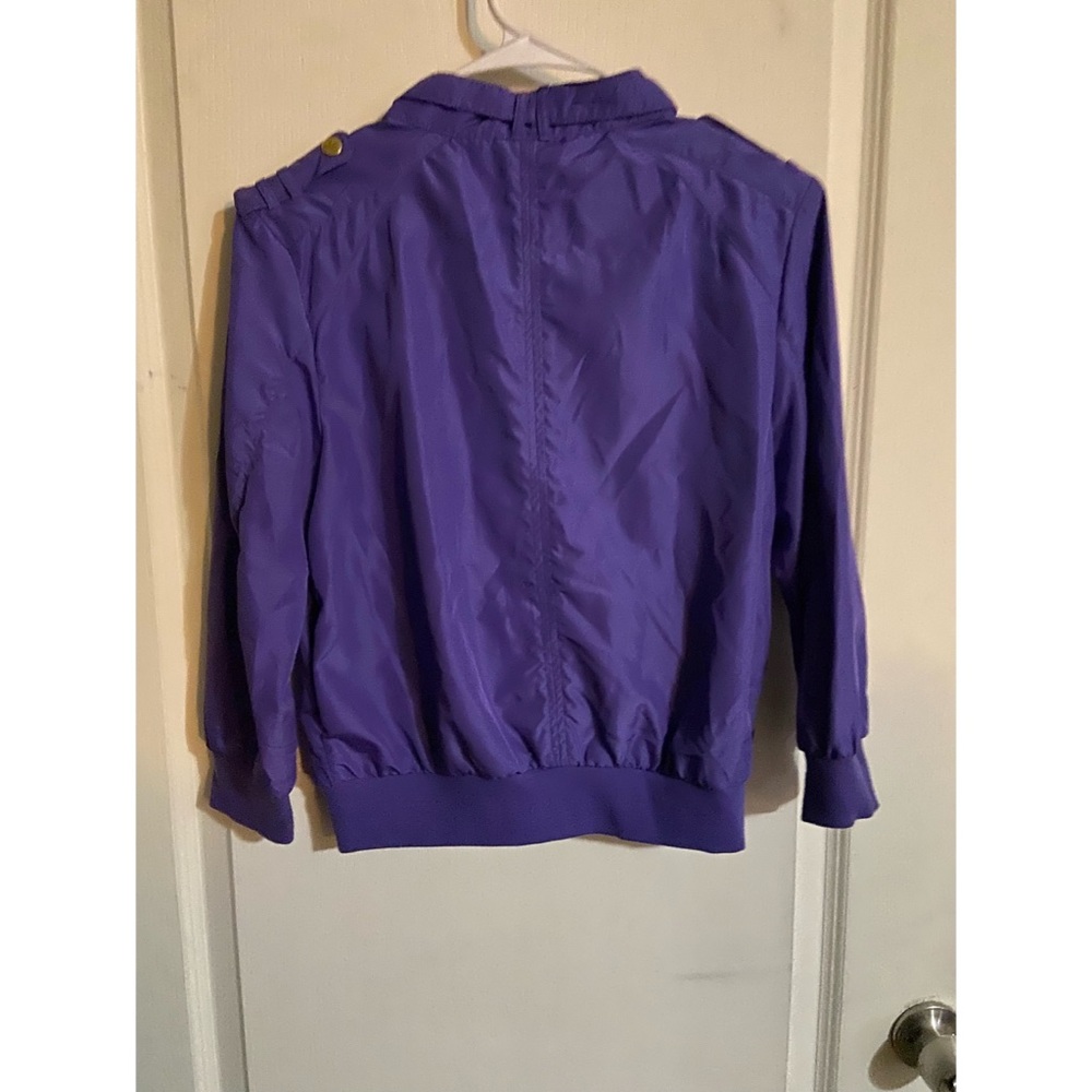H&M bomber jacket. - Picture 2 of 2